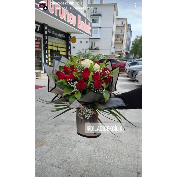 KIRMIZI BEYAZ 20 GÜL